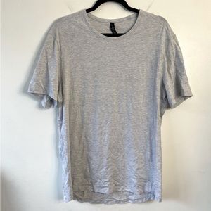 Lululemon Men's Fundamental Short Sleeve Tee Light Core Gray Size XL